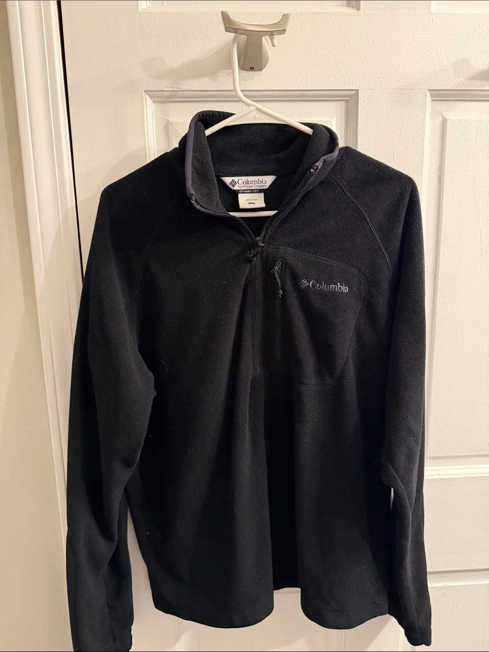 Columbia Black Half-Zip Fleece with Chest Pocket size large